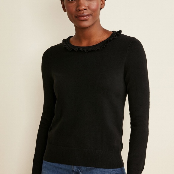 Boden Sweaters - Boden Black Crew Neck Sweater